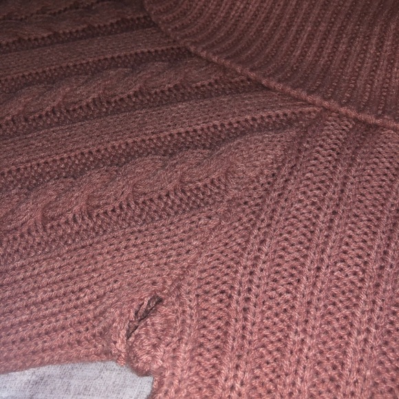 Suzy Shier Sweater - Picture 4 of 4